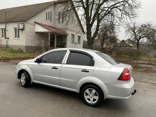 Серый Шевроле Авео, объемом двигателя 1.5 л и пробегом 300 тыс. км за 2750 $, фото 8 на Automoto.ua