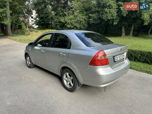 Серый Шевроле Авео, объемом двигателя 1.6 л и пробегом 237 тыс. км за 3800 $, фото 1 на Automoto.ua