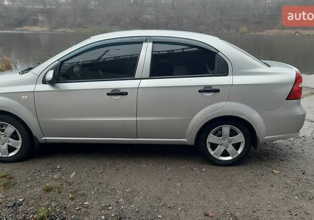 Серый Шевроле Авео, объемом двигателя 1.5 л и пробегом 157 тыс. км за 5000 $, фото 9 на Automoto.ua