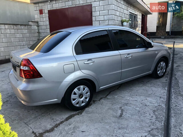 Серый Шевроле Авео, объемом двигателя 1.6 л и пробегом 97 тыс. км за 4900 $, фото 4 на Automoto.ua