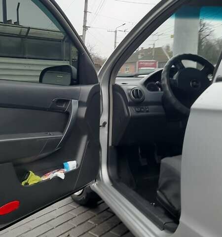 Серый Шевроле Авео, объемом двигателя 1.5 л и пробегом 157 тыс. км за 5000 $, фото 49 на Automoto.ua