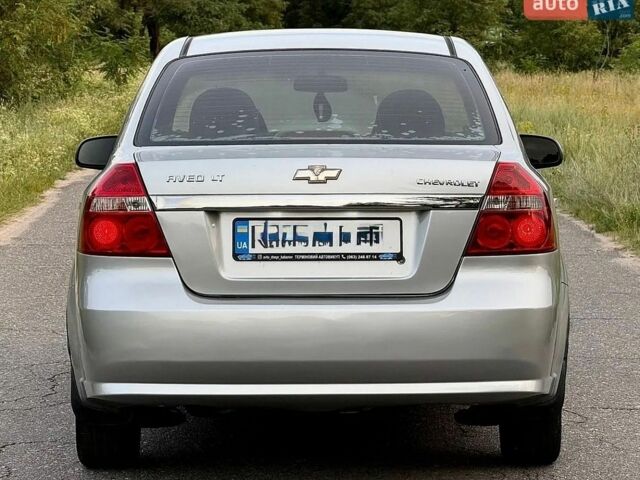 Серый Шевроле Авео, объемом двигателя 1.6 л и пробегом 137 тыс. км за 3999 $, фото 12 на Automoto.ua