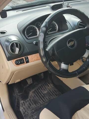 Сірий Шевроле Авео, об'ємом двигуна 1.6 л та пробігом 198 тис. км за 3500 $, фото 5 на Automoto.ua