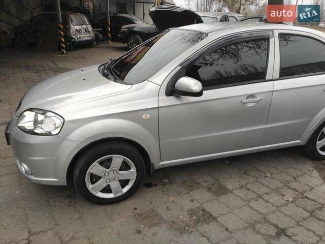 Серый Шевроле Авео, объемом двигателя 1.5 л и пробегом 390 тыс. км за 4100 $, фото 9 на Automoto.ua