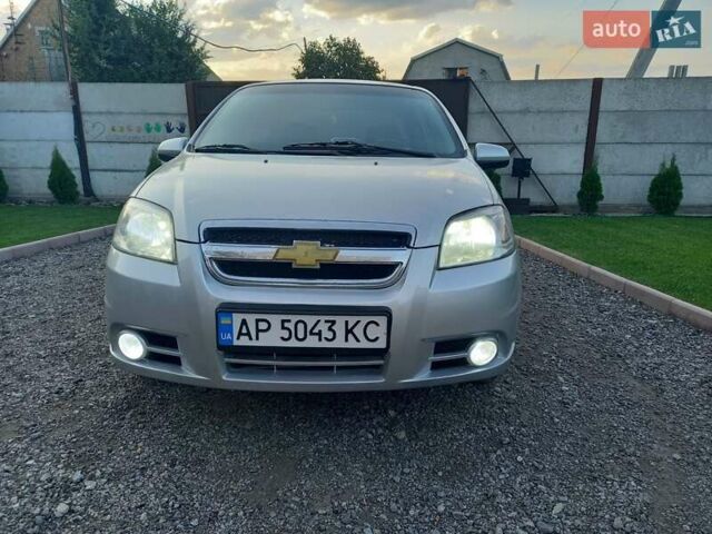 Серый Шевроле Авео, объемом двигателя 1.5 л и пробегом 275 тыс. км за 5000 $, фото 6 на Automoto.ua