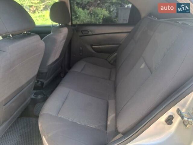 Серый Шевроле Авео, объемом двигателя 1.5 л и пробегом 184 тыс. км за 3600 $, фото 9 на Automoto.ua