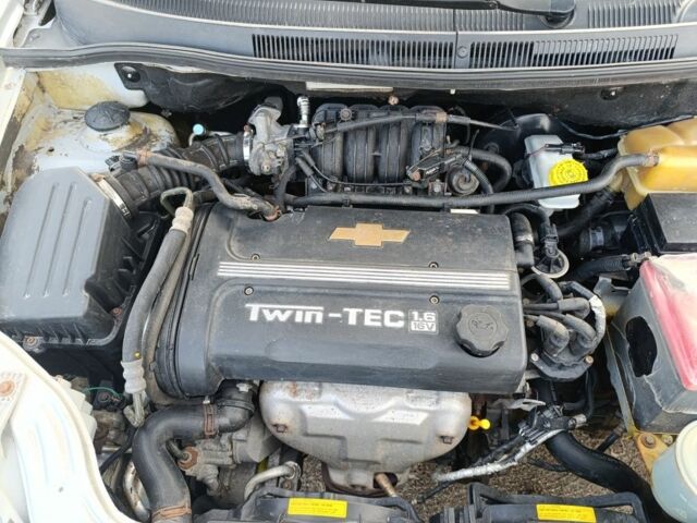 Серый Шевроле Авео, объемом двигателя 1.6 л и пробегом 182 тыс. км за 3600 $, фото 10 на Automoto.ua