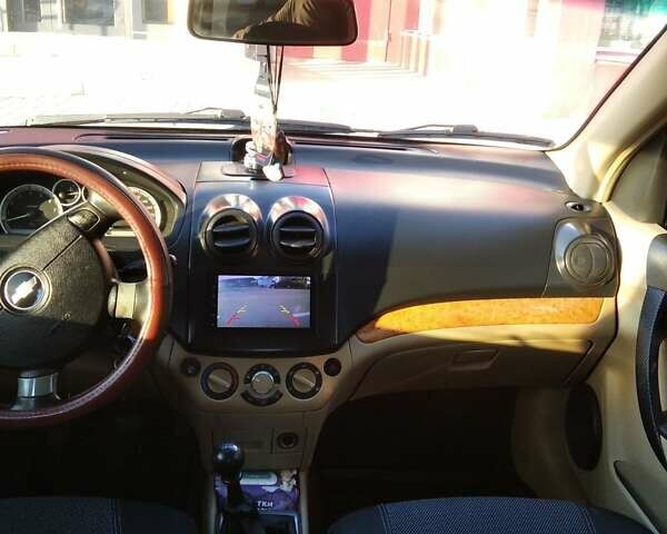 Серый Шевроле Авео, объемом двигателя 1.6 л и пробегом 225 тыс. км за 3700 $, фото 6 на Automoto.ua