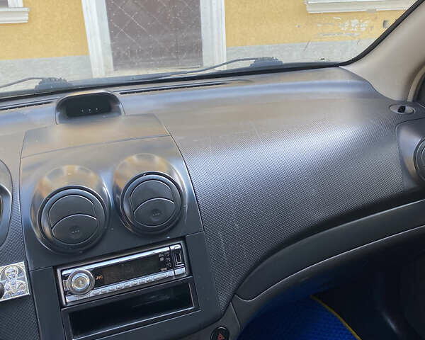 Серый Шевроле Авео, объемом двигателя 1.5 л и пробегом 163 тыс. км за 3300 $, фото 6 на Automoto.ua