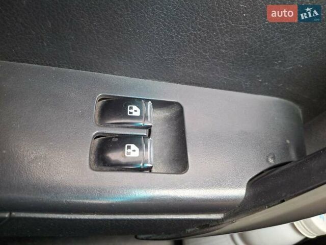 Серый Шевроле Авео, объемом двигателя 1.5 л и пробегом 250 тыс. км за 3000 $, фото 4 на Automoto.ua