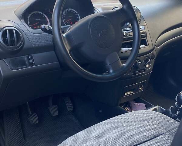 Серый Шевроле Авео, объемом двигателя 1.5 л и пробегом 80 тыс. км за 4200 $, фото 5 на Automoto.ua