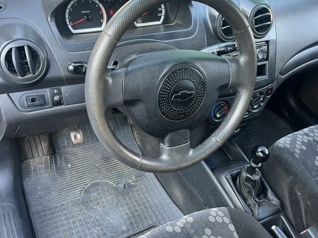 Шевроле Авео 2008 в Хмельницком на Automoto.ua Серый Шевроле Авео, объемом двигателя 1.5 л и пробегом 255 тыс. км за 2350 $, фото 6 на Automoto.ua