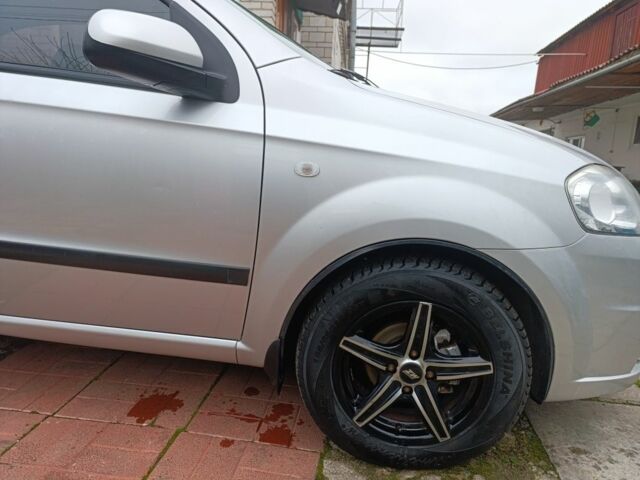 Серый Шевроле Авео, объемом двигателя 1.6 л и пробегом 167 тыс. км за 4300 $, фото 15 на Automoto.ua