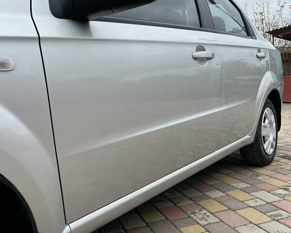 Шевроле Авео 2008 у Хороле на Automoto.ua Сірий Шевроле Авео, об'ємом двигуна 1.6 л та пробігом 163 тис. км за 5550 $, фото 11 на Automoto.ua