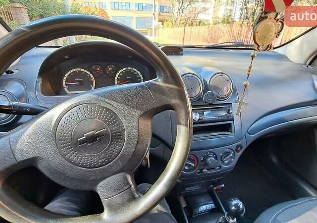 Шевроле Авео 2008 в Ивано-Франковске на Automoto.ua Серый Шевроле Авео, объемом двигателя 1.5 л и пробегом 172 тыс. км за 3950 $, фото 7 на Automoto.ua