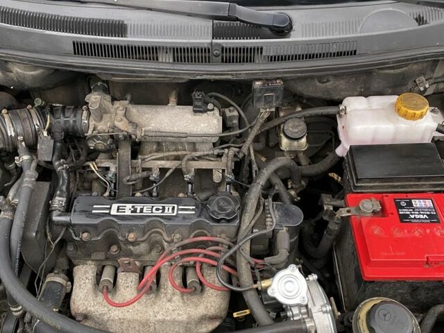 Серый Шевроле Авео, объемом двигателя 1.5 л и пробегом 300 тыс. км за 2750 $, фото 13 на Automoto.ua