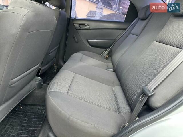 Серый Шевроле Авео, объемом двигателя 1.5 л и пробегом 193 тыс. км за 3450 $, фото 32 на Automoto.ua