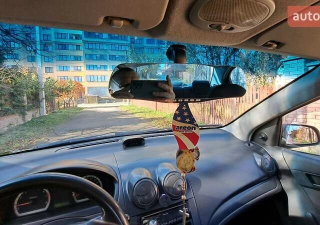 Шевроле Авео 2008 в Ивано-Франковске на Automoto.ua Серый Шевроле Авео, объемом двигателя 1.5 л и пробегом 172 тыс. км за 3950 $, фото 5 на Automoto.ua