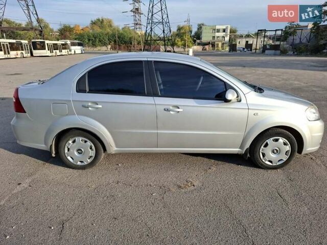 Шевроле Авео 2008 в Запорожье на Automoto.ua Серый Шевроле Авео, объемом двигателя 1.6 л и пробегом 245 тыс. км за 3999 $, фото 8 на Automoto.ua