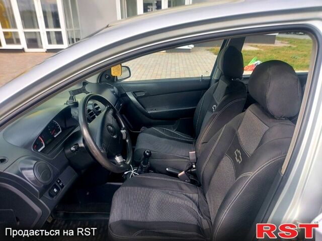 Серый Шевроле Авео, объемом двигателя 1.2 л и пробегом 350 тыс. км за 3200 $, фото 3 на Automoto.ua
