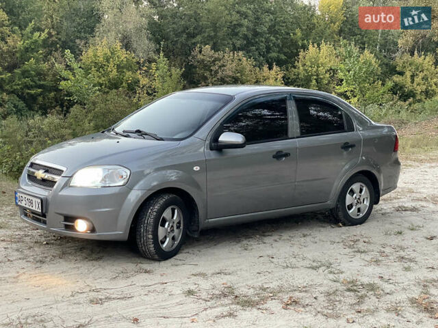 Серый Шевроле Авео, объемом двигателя 1.5 л и пробегом 96 тыс. км за 5300 $, фото 3 на Automoto.ua