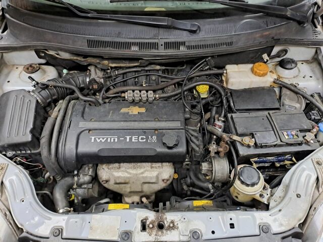 Серый Шевроле Авео, объемом двигателя 0 л и пробегом 280 тыс. км за 2950 $, фото 10 на Automoto.ua