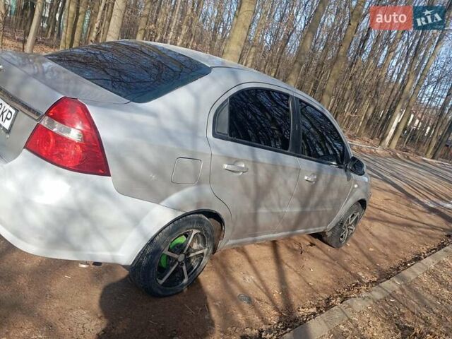 Серый Шевроле Авео, объемом двигателя 1.6 л и пробегом 330 тыс. км за 3500 $, фото 9 на Automoto.ua