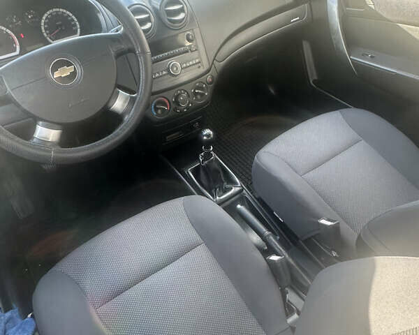 Серый Шевроле Авео, объемом двигателя 1.4 л и пробегом 175 тыс. км за 3350 $, фото 9 на Automoto.ua