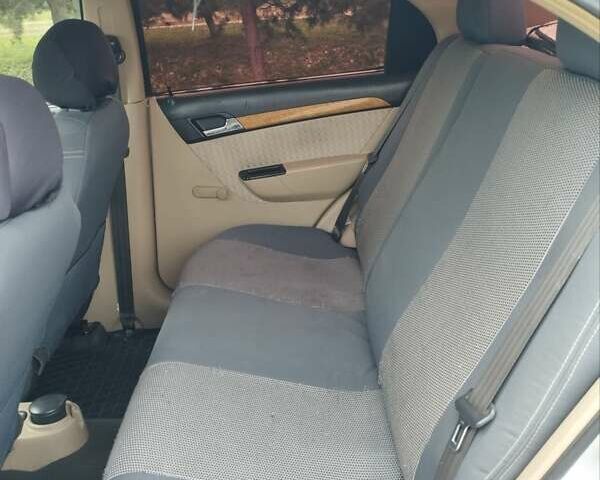 Серый Шевроле Авео, объемом двигателя 1.6 л и пробегом 260 тыс. км за 3400 $, фото 8 на Automoto.ua