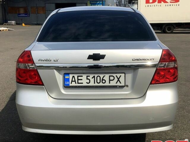 Серый Шевроле Авео, объемом двигателя 1.6 л и пробегом 200 тыс. км за 4000 $, фото 6 на Automoto.ua
