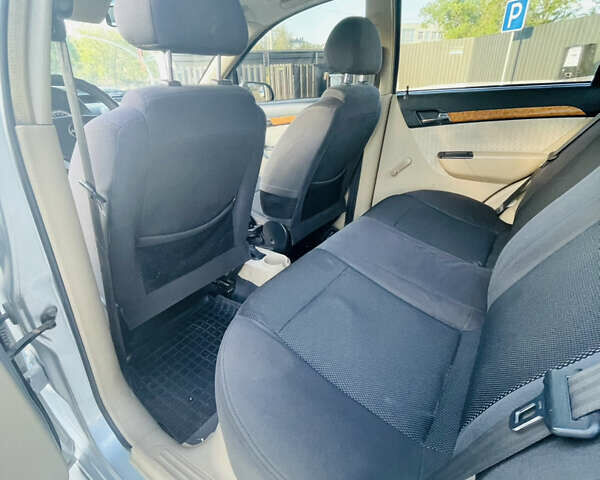 Сірий Шевроле Авео, об'ємом двигуна 1.6 л та пробігом 227 тис. км за 2799 $, фото 11 на Automoto.ua