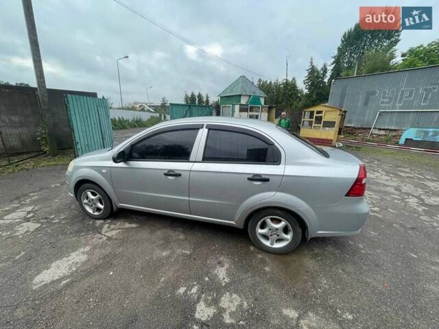 Серый Шевроле Авео, объемом двигателя 1.5 л и пробегом 250 тыс. км за 3600 $, фото 4 на Automoto.ua