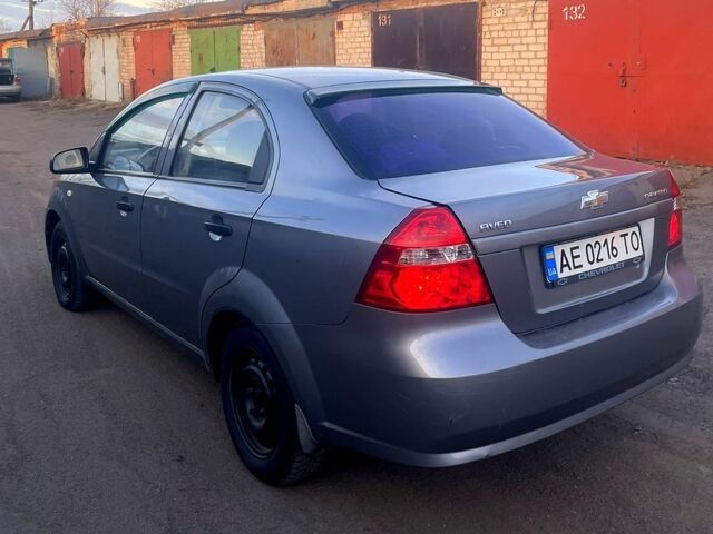 Серый Шевроле Авео, объемом двигателя 1.5 л и пробегом 151 тыс. км за 3350 $, фото 3 на Automoto.ua