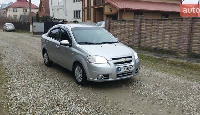 Серый Шевроле Авео, объемом двигателя 1.6 л и пробегом 227 тыс. км за 2999 $, фото 9 на Automoto.ua
