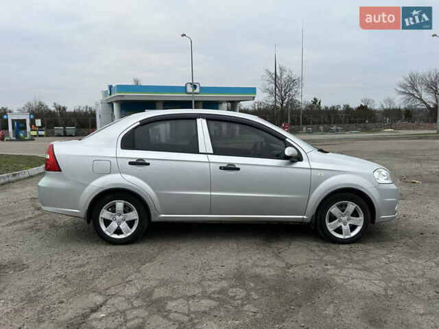 Серый Шевроле Авео, объемом двигателя 1.5 л и пробегом 180 тыс. км за 4300 $, фото 8 на Automoto.ua