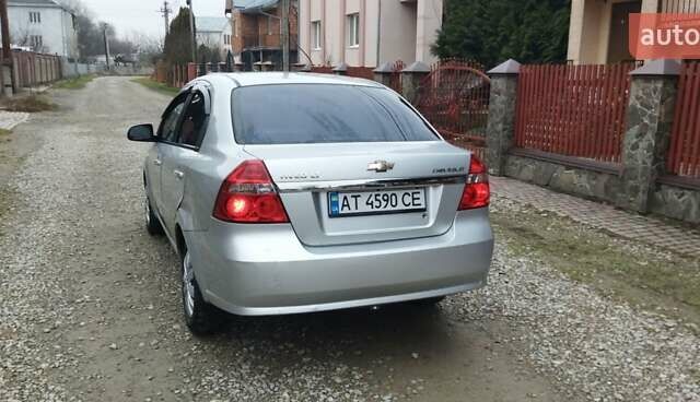Серый Шевроле Авео, объемом двигателя 1.6 л и пробегом 227 тыс. км за 2999 $, фото 7 на Automoto.ua