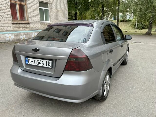 Серый Шевроле Авео, объемом двигателя 1.5 л и пробегом 277 тыс. км за 3899 $, фото 2 на Automoto.ua