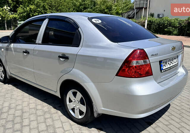 Сірий Шевроле Авео, об'ємом двигуна 1.5 л та пробігом 130 тис. км за 3650 $, фото 16 на Automoto.ua