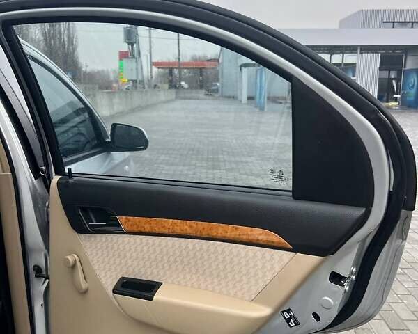 Серый Шевроле Авео, объемом двигателя 1.6 л и пробегом 167 тыс. км за 5200 $, фото 20 на Automoto.ua