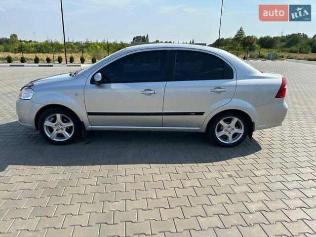 Серый Шевроле Авео, объемом двигателя 1.6 л и пробегом 184 тыс. км за 4700 $, фото 6 на Automoto.ua