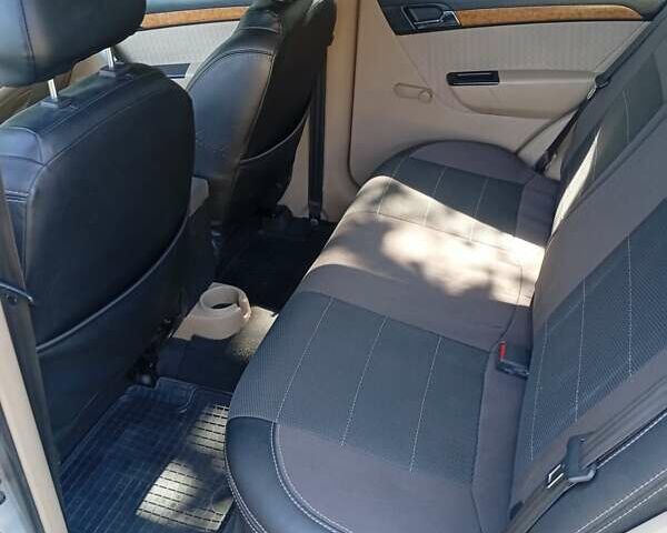 Серый Шевроле Авео, объемом двигателя 1.6 л и пробегом 223 тыс. км за 4300 $, фото 10 на Automoto.ua
