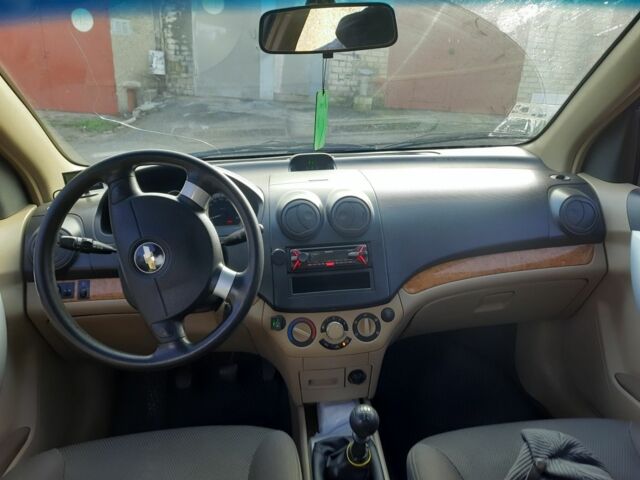 Серый Шевроле Авео, объемом двигателя 1.6 л и пробегом 267 тыс. км за 4200 $, фото 7 на Automoto.ua