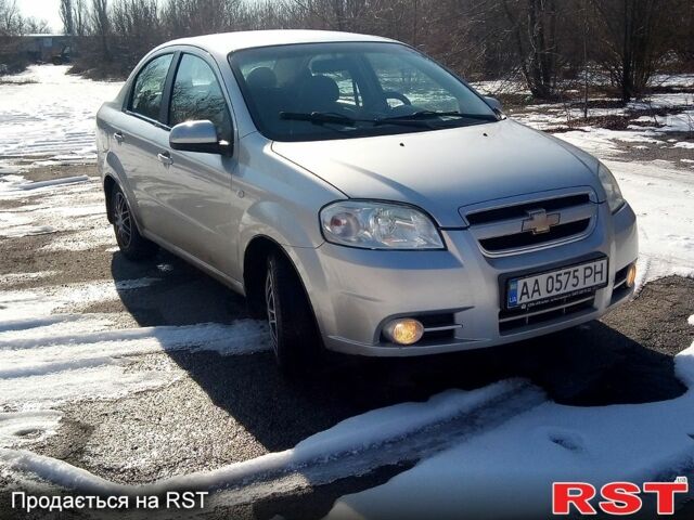 Серый Шевроле Авео, объемом двигателя 1.6 л и пробегом 148 тыс. км за 4300 $, фото 3 на Automoto.ua