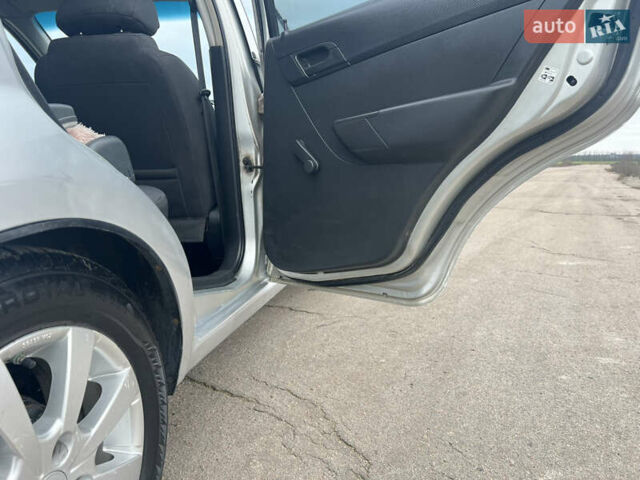 Серый Шевроле Авео, объемом двигателя 1.5 л и пробегом 115 тыс. км за 4999 $, фото 22 на Automoto.ua