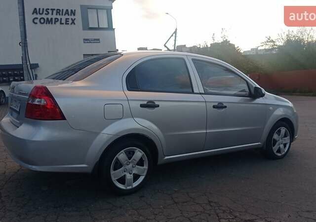Серый Шевроле Авео, объемом двигателя 0 л и пробегом 198 тыс. км за 3750 $, фото 10 на Automoto.ua