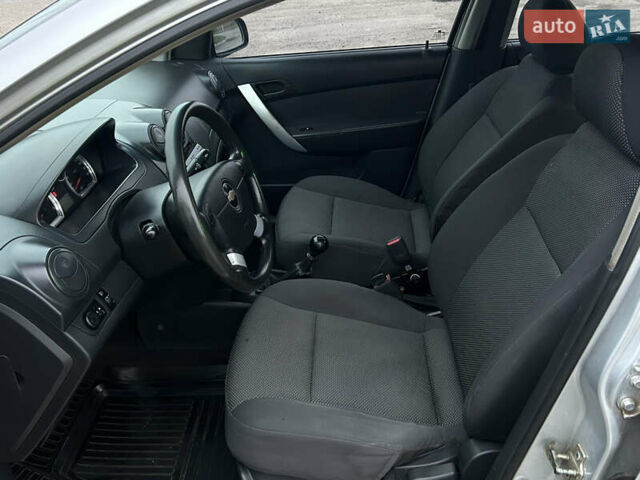 Серый Шевроле Авео, объемом двигателя 1.5 л и пробегом 180 тыс. км за 4300 $, фото 18 на Automoto.ua