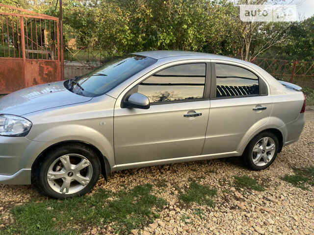 Серый Шевроле Авео, объемом двигателя 1.6 л и пробегом 128 тыс. км за 4900 $, фото 3 на Automoto.ua