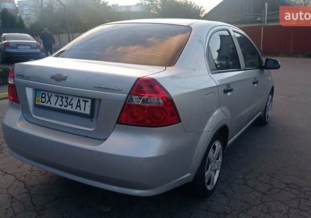 Серый Шевроле Авео, объемом двигателя 0 л и пробегом 198 тыс. км за 3750 $, фото 2 на Automoto.ua