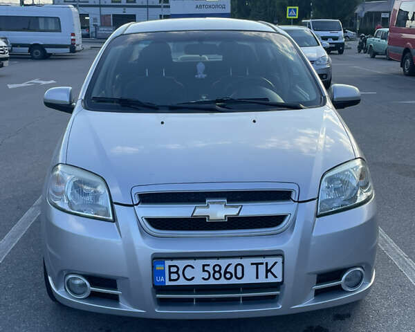 Серый Шевроле Авео, объемом двигателя 1.6 л и пробегом 93 тыс. км за 4600 $, фото 5 на Automoto.ua