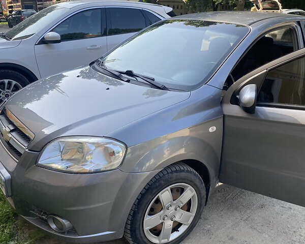 Серый Шевроле Авео, объемом двигателя 1.5 л и пробегом 163 тыс. км за 3300 $, фото 7 на Automoto.ua